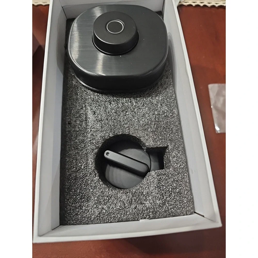 Geek F02-Fingerprint And App Control Smart Deadbolt Door Lock Black UNTESTED
